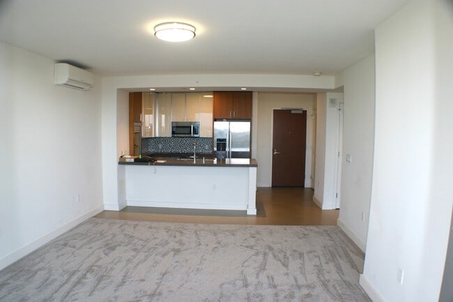 Building Photo - 600 Ala Moana Blvd