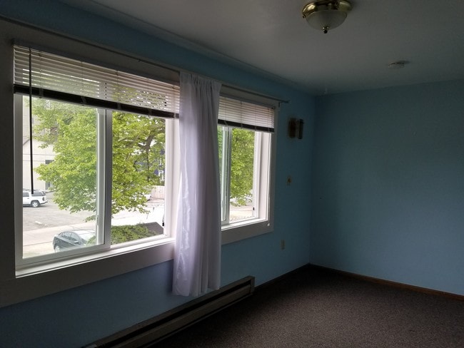 Dormitorio - 505 5th Ave S