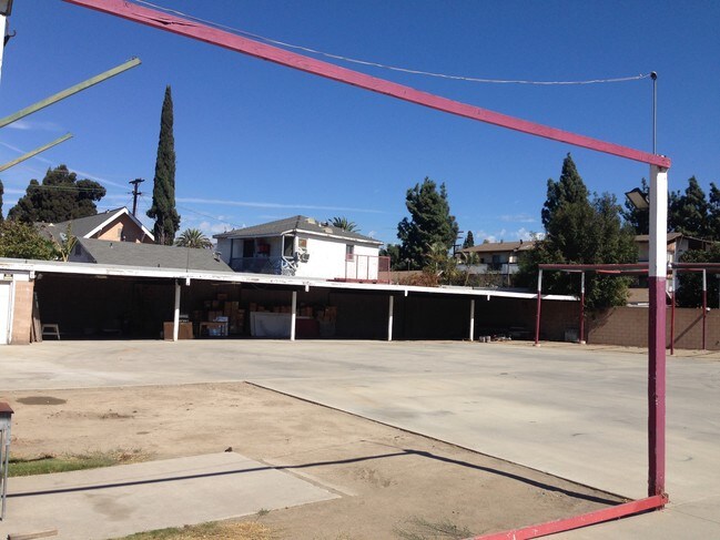 Building Photo - 1306 S Glendale Ave