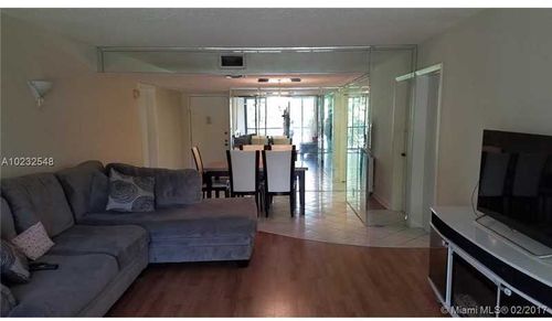 Building Photo - 16400 Golf Club Rd