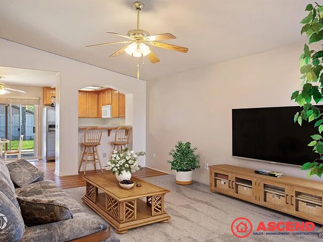 Building Photo - Beautiful 3 Bedroom Home In Rosedale Area!