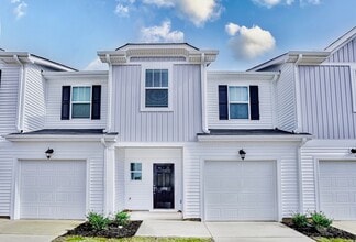 Building Photo - 126 Telford Dr