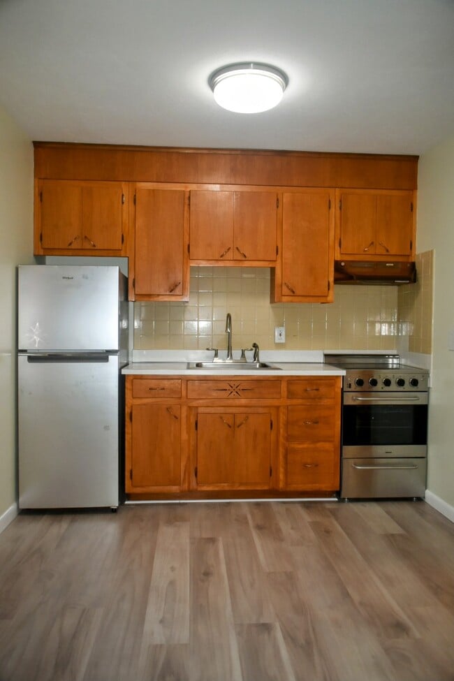 Foto del edificio - 1550 CT-12