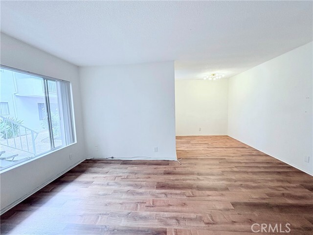 Foto del edificio - 840 Cedar Ave