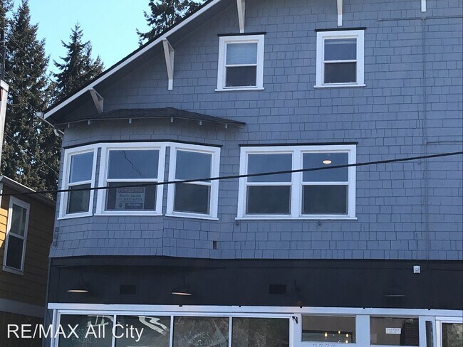 Building Photo - 2 br, 1 bath  - 2714 N 21st St
