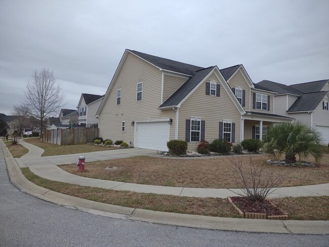 Building Photo - Outstanding FIVE Bedroom Home in Northeast Columbia!