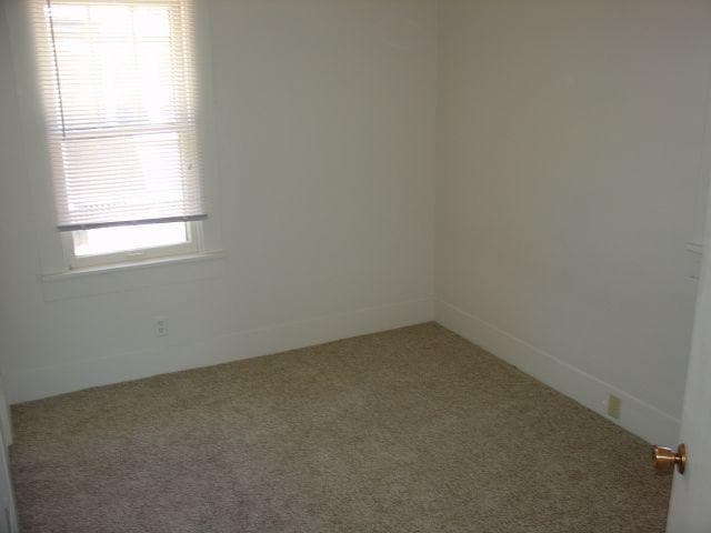 Building Photo - 2 bedroom in Billings MT 59102