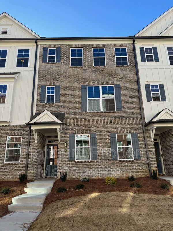 1592 Laurel Blossom Walk, Lawrenceville, GA 30045 Townhome Rentals in