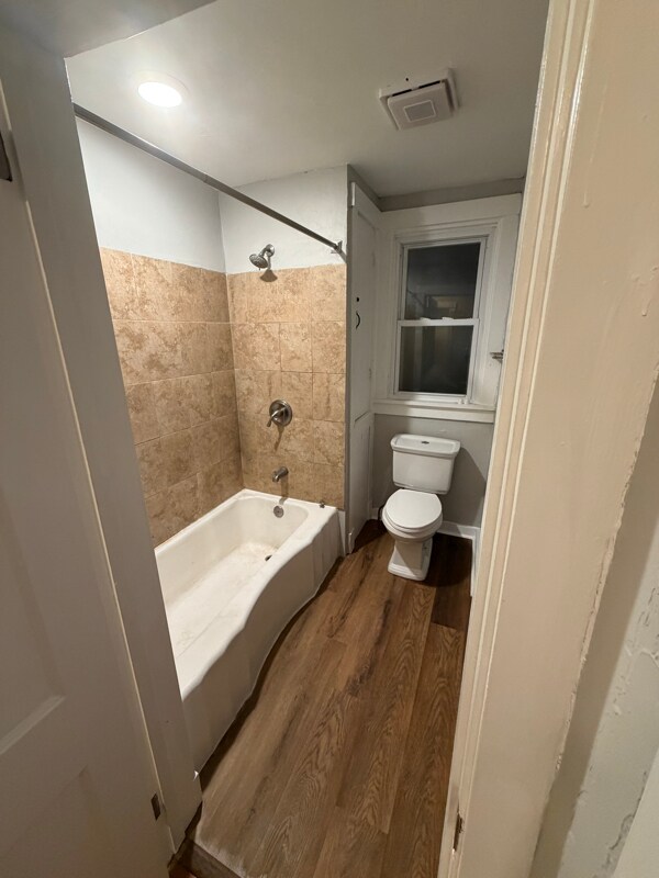 Foto del edificio - 6 Gensler Rd