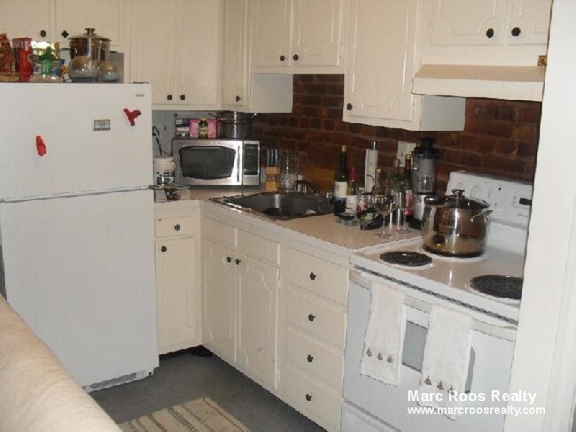 Building Photo - 46 S Huntington Ave