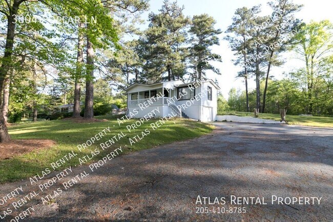 Foto del edificio - 3004 Poplar Ln