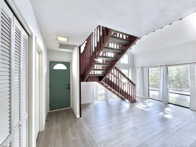 Foto del edificio - Spacious Baton Rouge Beauty on a Tree-Shad...