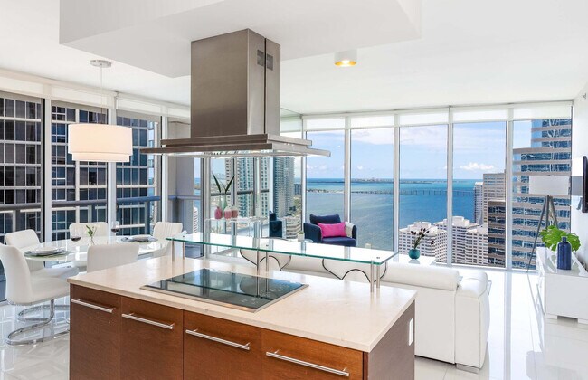 Foto del edificio - 485 Brickell Ave