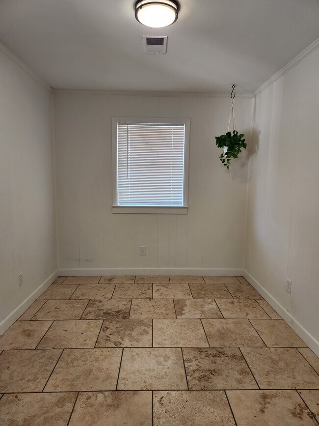 Foto del edificio - 117 Roberts Cir