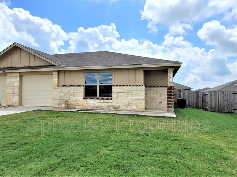 1527 Vani Ct, Belton, TX 76513 Condo for Rent in Belton, TX