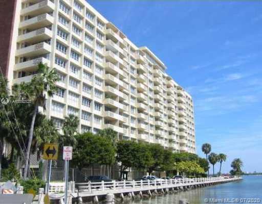 Primary Photo - 2121 N Bayshore Dr