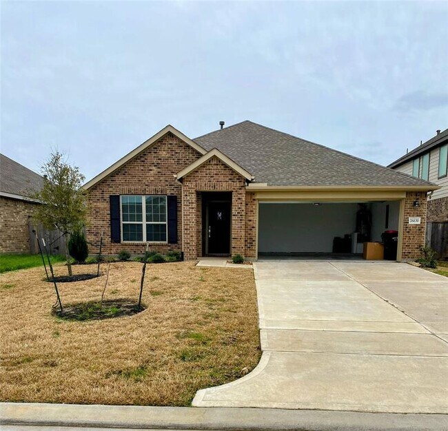 Building Photo - 26639 Daylily Grove St