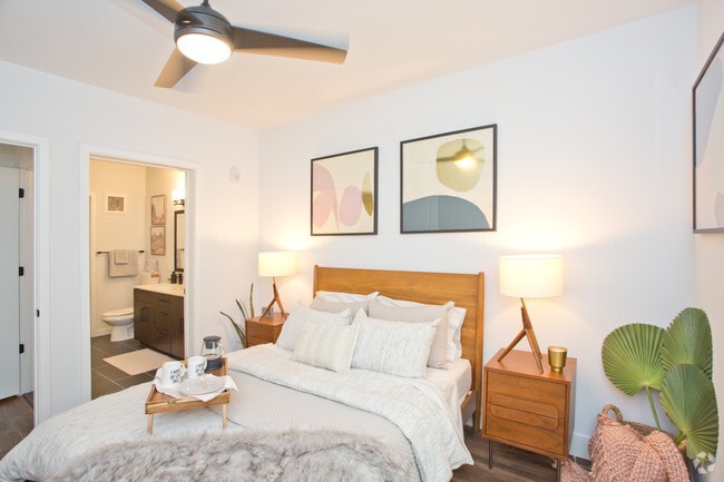 1BR, 1BA - 1B-2 - 744 SF - Trovita Rio