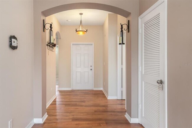 Building Photo - 24611 Rio Villa Lakes Cir