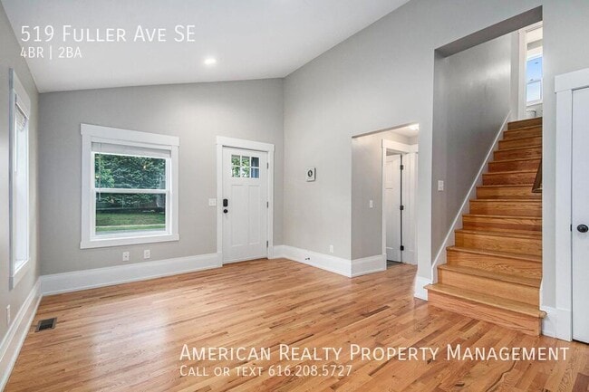 Foto del edificio - 519 Fuller Ave SE