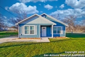 Foto principal - 2347 Dakota St