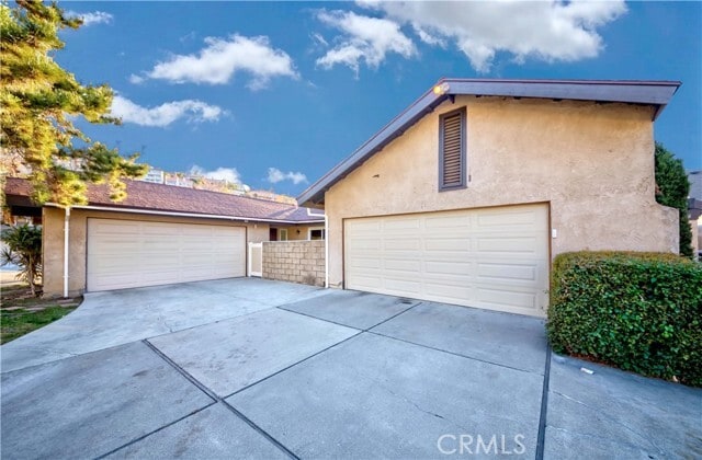 Foto del edificio - 168 S Woodlawn Dr