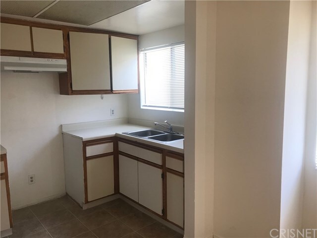 Foto del edificio - 606 N Oxford Ave