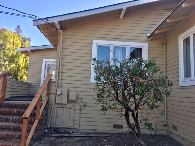 Building Photo - 853 Hillcrest Dr