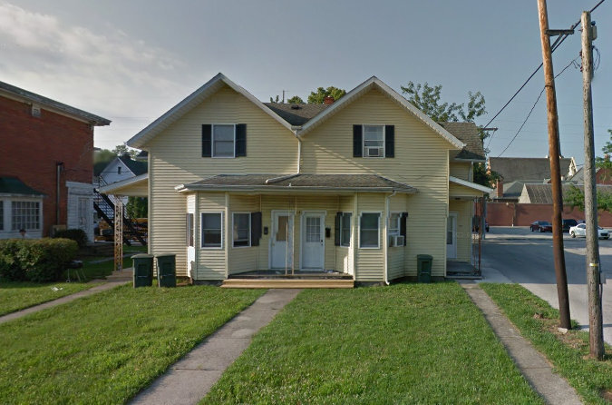 Primary Photo - 214 E Washington St