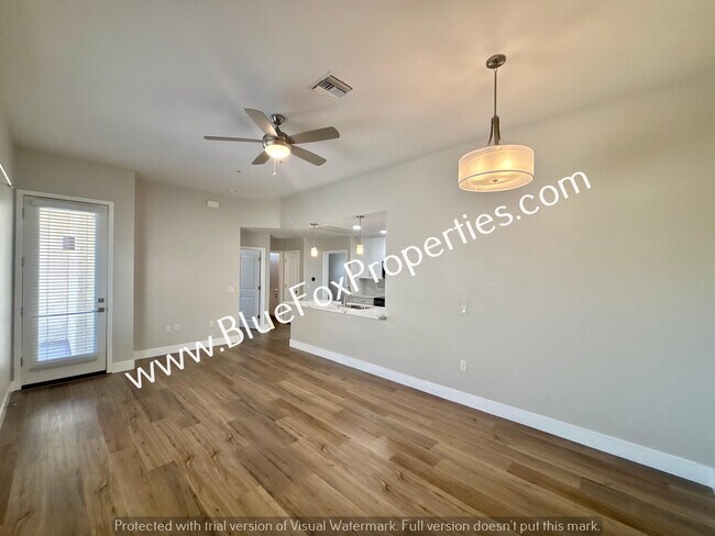 Foto del edificio - 2036 E River Rd