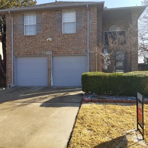 Foto principal - 3016 Renaissance Dr