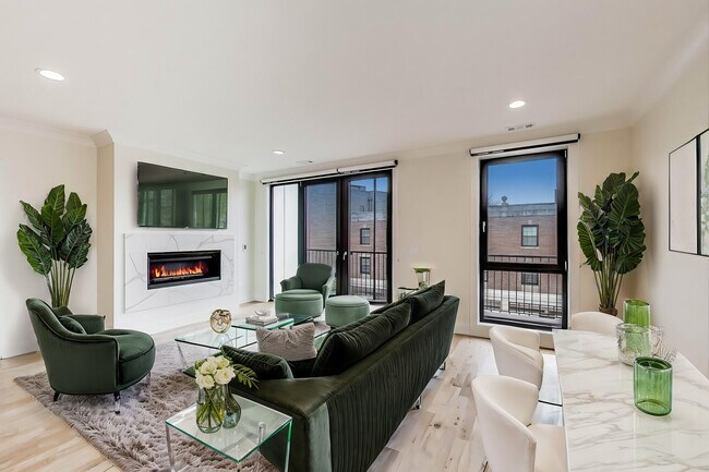 Foto del edificio - 5015 N Lincoln Ave