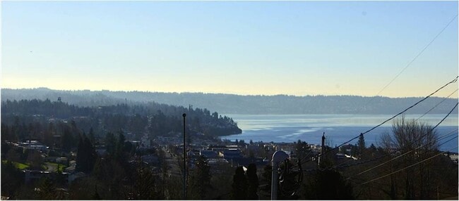 Foto del edificio - Spectacular Water View of Puget Sound and Mount Rainier