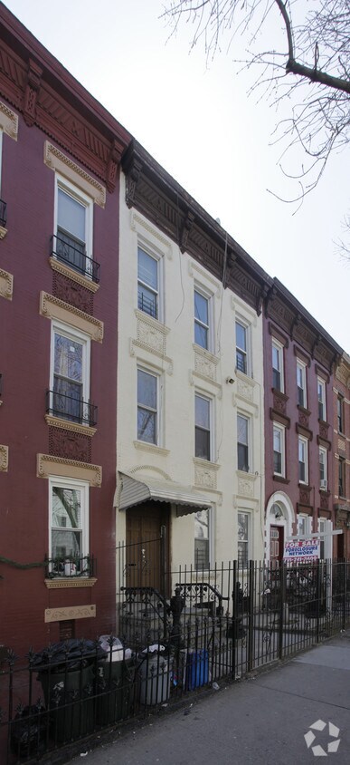 Foto del edificio - 1102 Jefferson Ave