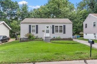 Building Photo - 212 Connolly Dr