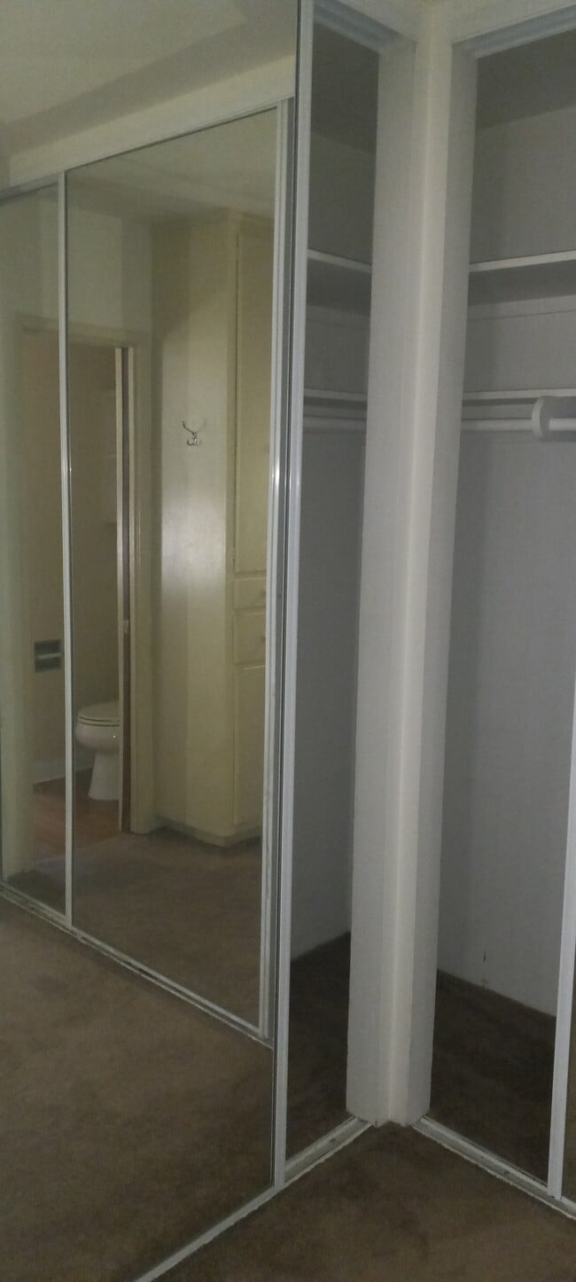 Foto del edificio - 5282 E Las Lomas St