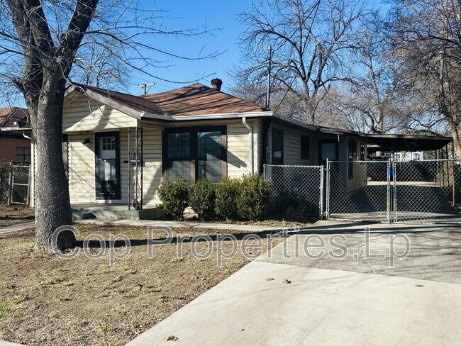 Foto del edificio - 255 Cumberland Rd