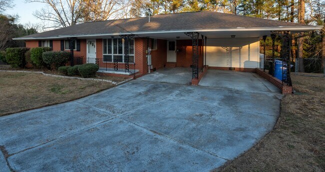 Foto del edificio - 3BD 2Bath