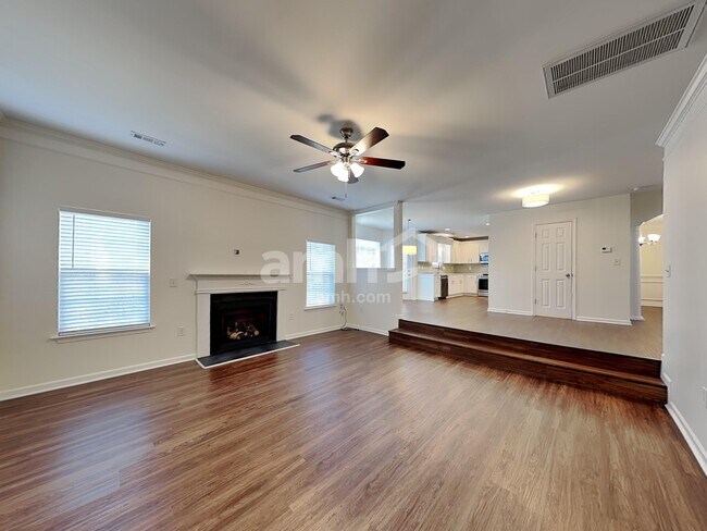 Foto del edificio - 19005 Kanawha Dr