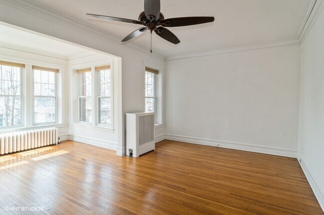 Foto del edificio - 518 S Ridgeland Ave