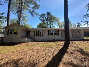 Building Photo - 1224 Northwood Rd