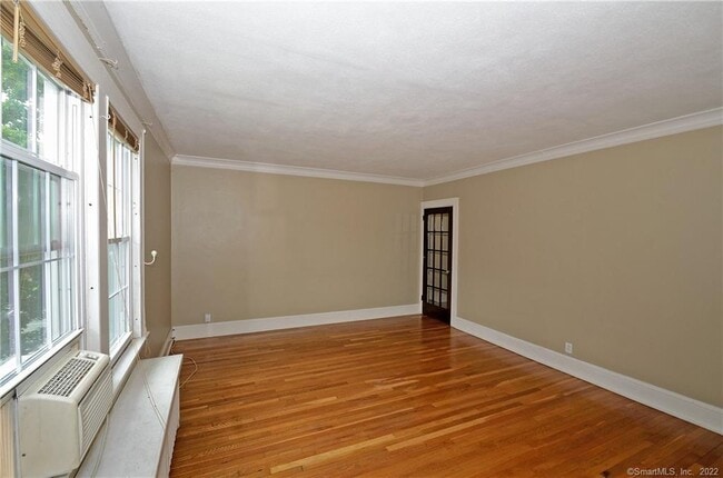 Building Photo - 5A Robin Rd