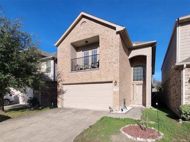 Building Photo - 17018 Taffaine Dr