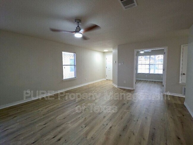 Foto del edificio - 17702 Wiseman Dr