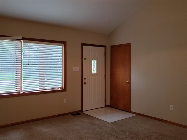 Building Photo - 777 Commodore Ln