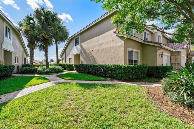Building Photo - 6220 NW 74th Ct