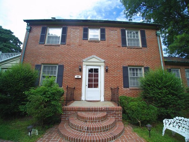 Foto del edificio - Home stop the car beautiful home in Riverside