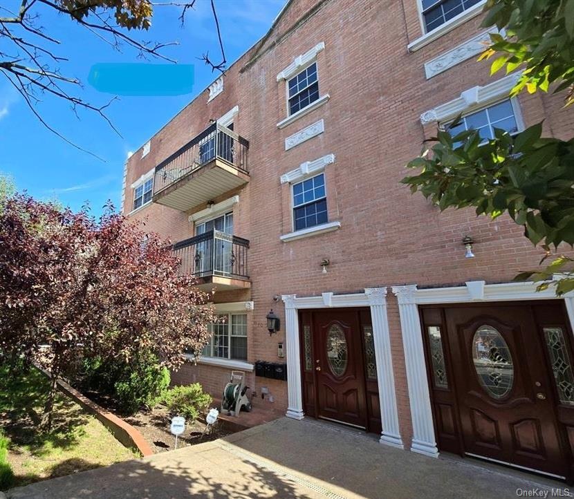 Foto principal - 7056 45th Ave
