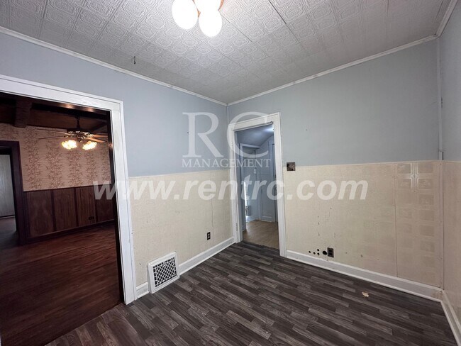 Foto del edificio - 1017 Gilbert-