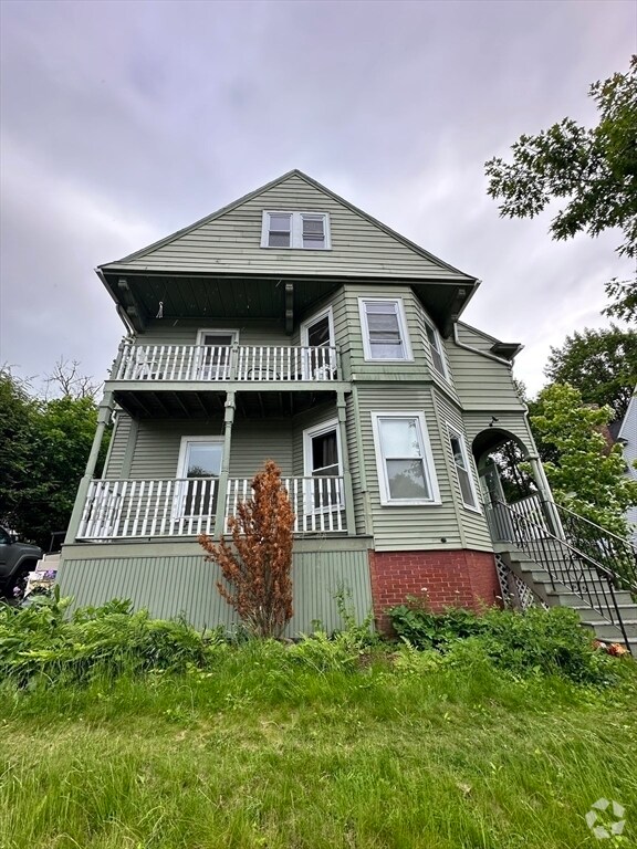 Building Photo - 40 Orne St